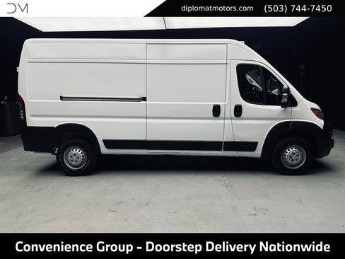 Used 2025 RAM ProMaster 3500 w/ Convenience Group FWD image 8