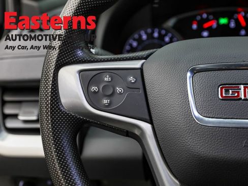 Used 2022 GMC Terrain SLE image 15