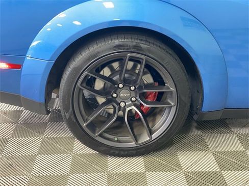 Used 2019 Dodge Challenger SRT Hellcat Redeye image 18