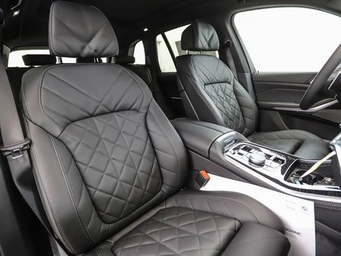 New 2026 BMW X5 xDrive50e w/ M Sport Package image 33