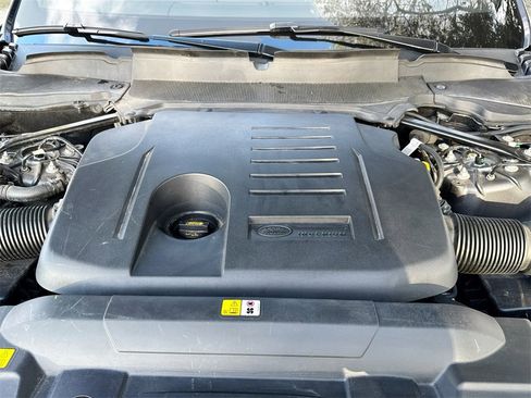 Used 2020 Land Rover Range Rover Sport HST image 34