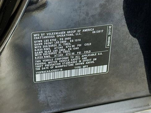 Used 2018 Volkswagen Atlas SE w/ R-Line Package FWD image 35