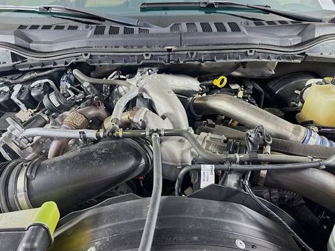 Certified 2022 Ford F350 Lariat w/ Lariat Ultimate Package image 35