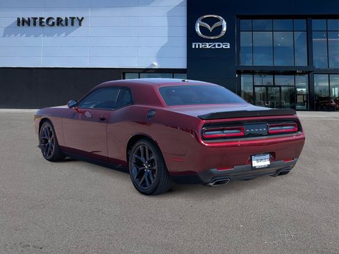 Used 2019 Dodge Challenger R/T w/ Driver Convenience Group image 4