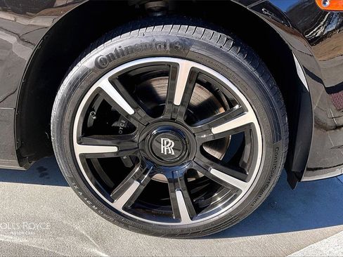 Certified 2019 Rolls-Royce Dawn image 32