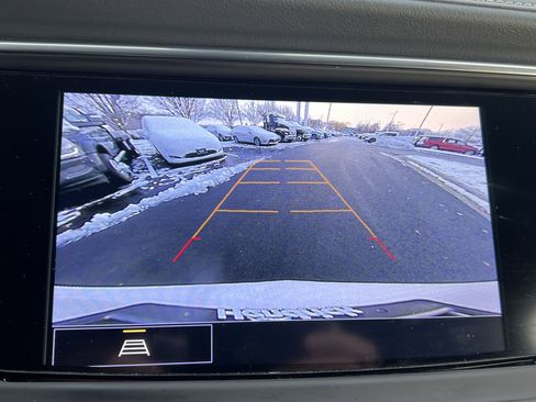 Certified 2023 Buick Enclave Essence w/ Experience Buick Package image 25