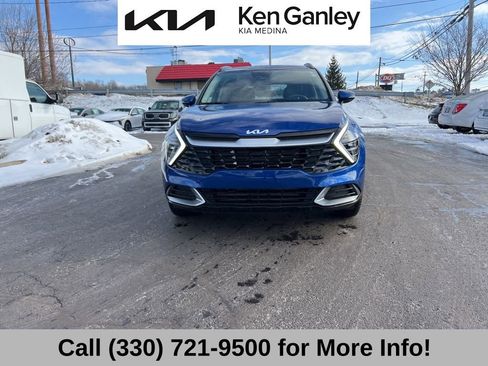 Certified 2025 Kia Sportage EX w/ Premium Package image 4