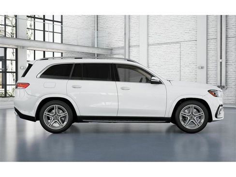 New 2026 Mercedes-Benz GLS 450 4MATIC image 2