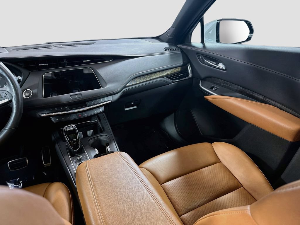 Used 2022 Cadillac XT4 Sport w/ LPO, Onyx Lite Package AWD/4WD image 25