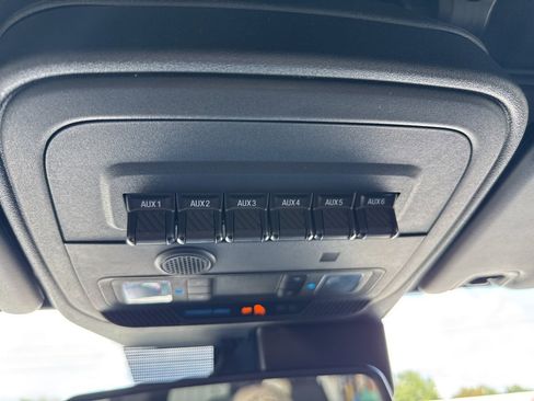 Used 2022 Ford Bronco Everglades image 22