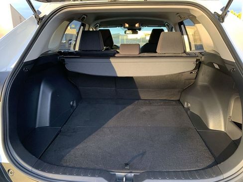 Used 2020 Toyota RAV4 LE image 12