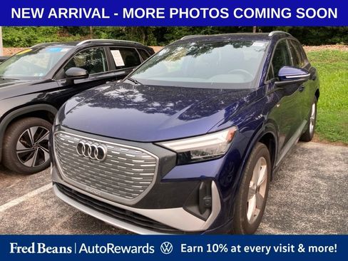 Used 2023 Audi Q4 e-tron Premium Plus w/ Premium Plus AWD/4WD image 3