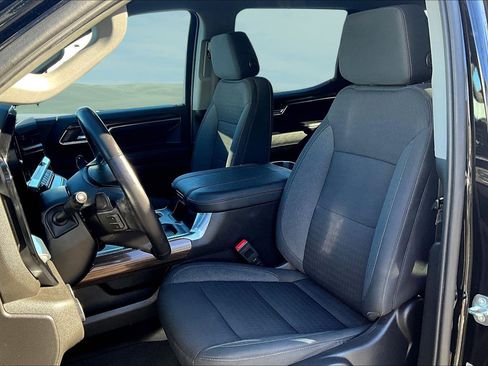 Used 2023 Chevrolet Silverado 1500 RST image 14