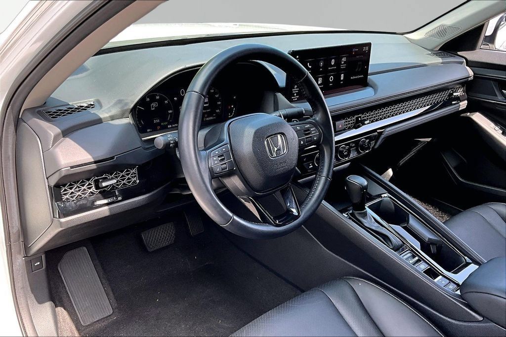 Used 2024 Honda Accord EX-L image 14