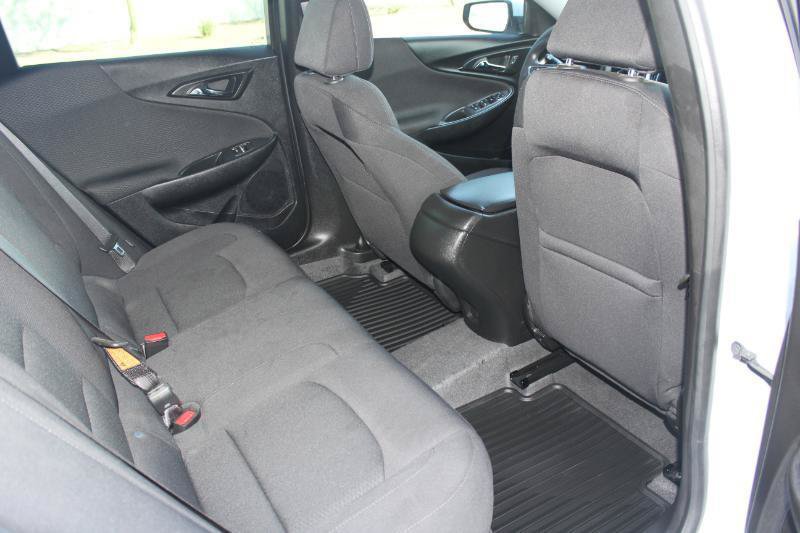 Used 2024 Chevrolet Malibu LS FWD image 13