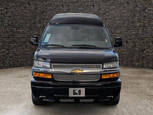 New 2025 Chevrolet Express 2500 Extended w/ Driver Convenience Package image 5