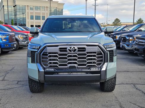 Used 2024 Toyota Tundra Platinum w/ TRD Off-Road Package AWD/4WD image 11