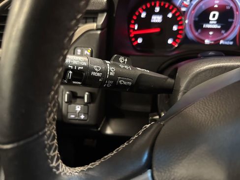 Used 2016 GMC Yukon XL Denali w/ Open Road Package image 21