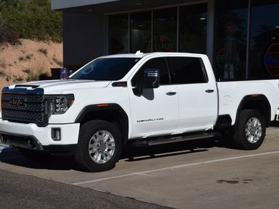 Used 2021 GMC Sierra 2500 Denali w/ Denali Ultimate Package