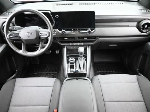 Used 2023 Chevrolet Colorado Trail Boss image 14