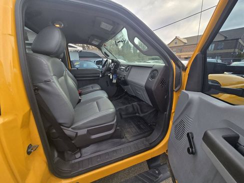 Used 2014 Ford F250 XL w/ Snow Plow Prep Package AWD/4WD image 25