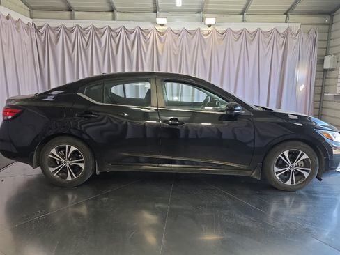 Used 2021 Nissan Sentra SV FWD image 9