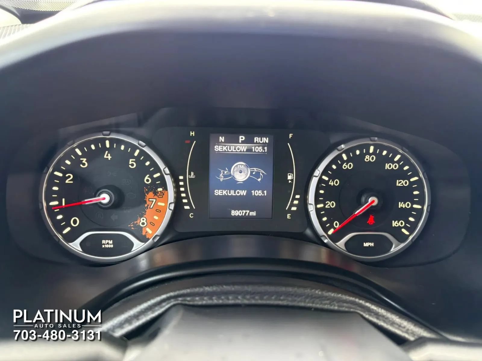 Used 2016 Jeep Renegade Latitude w/ Popular Equipment Group AWD/4WD image 9