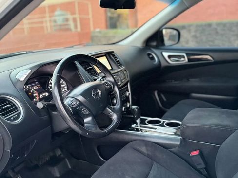 Used 2014 Nissan Pathfinder SV w/ Trailer Tow Package image 15