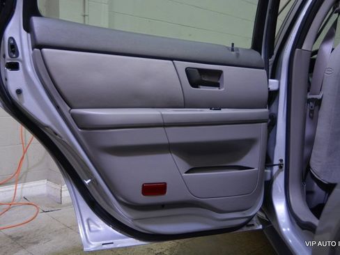 Used 2004 Mercury Sable GS FWD image 13