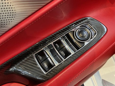 Used 2023 Chevrolet Corvette Stingray Premium Conv w/ Z51 Performance Package RWD image 16