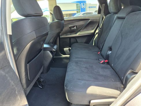 Used 2013 Toyota Venza LE AWD/4WD image 28
