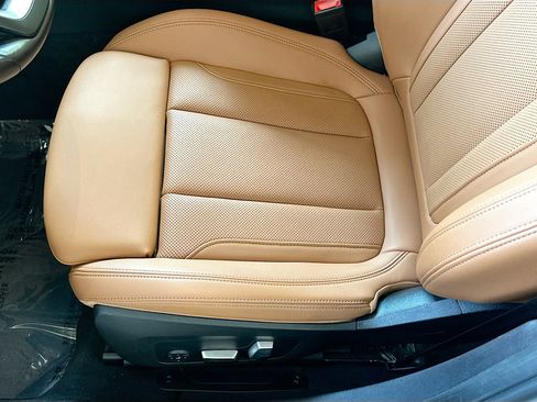 Certified 2023 BMW 330i Sedan w/ Premium Package RWD image 20