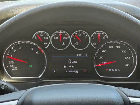 Used 2020 Chevrolet Silverado 1500 LT w/ LT Value Package AWD/4WD image 31