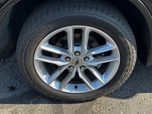 Certified 2024 Dodge Durango GT AWD/4WD image 12