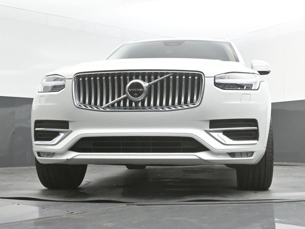 Certified 2024 Volvo XC90 B6 Ultimate w/ Lounge Package AWD/4WD image 37