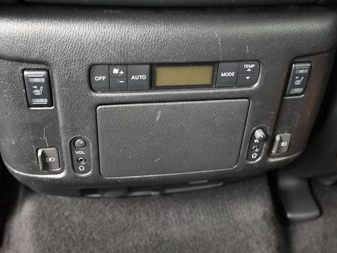 Used 2020 Nissan Armada Platinum w/ Captain's Chairs Package AWD/4WD image 16