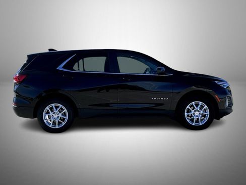 Used 2024 Chevrolet Equinox LT AWD/4WD image 4