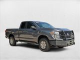 Used 2017 Nissan Titan S image 3