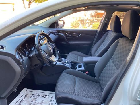 Used 2018 Nissan Rogue Sport AWD image 30