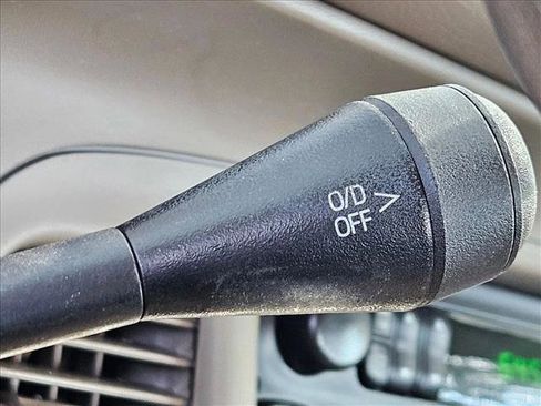 Used 2004 Mercury Grand Marquis GS image 10