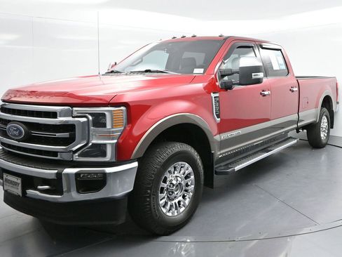 Used 2020 Ford F350 Lariat w/ Lariat Ultimate Package AWD/4WD image 3