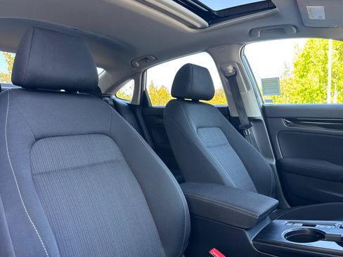 Used 2023 Honda Civic EX image 30