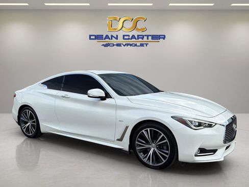 Used 2018 INFINITI Q60 3.0t Luxe w/ Sensory Package 3.0T Luxe AWD/4WD image 7
