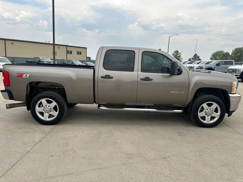 Used 2012 Chevrolet Silverado 2500 LT w/ Interior Plus Package AWD/4WD image 34