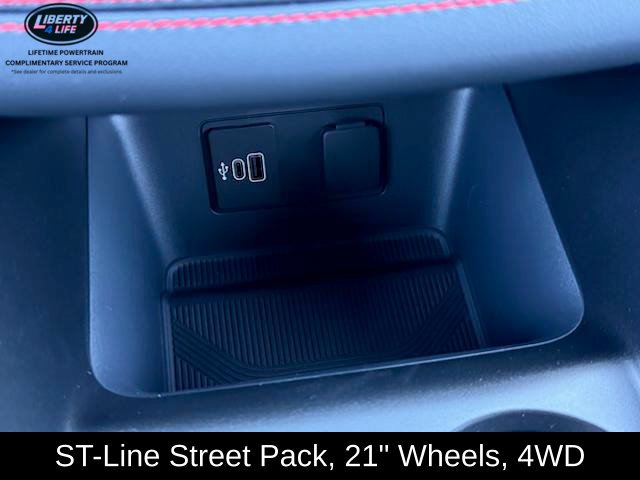 Used 2027 Ford Explorer ST-Line w/ Premium Package AWD/4WD image 24