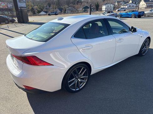 Used 2017 Lexus IS 300 AWD image 10
