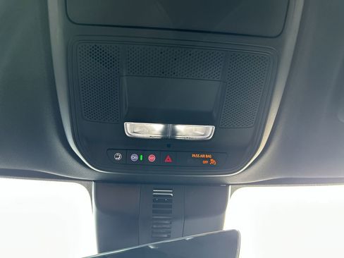 New 2026 Chevrolet Traverse Z71 w/ Enhanced Driving Package image 37