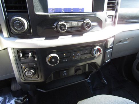 Used 2022 Ford F150 XLT AWD/4WD image 17