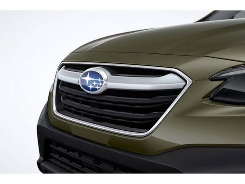 Used 2022 Subaru Outback Premium image 11