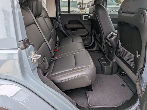New 2026 Jeep Wrangler Unlimited Sahara AWD/4WD image 30
